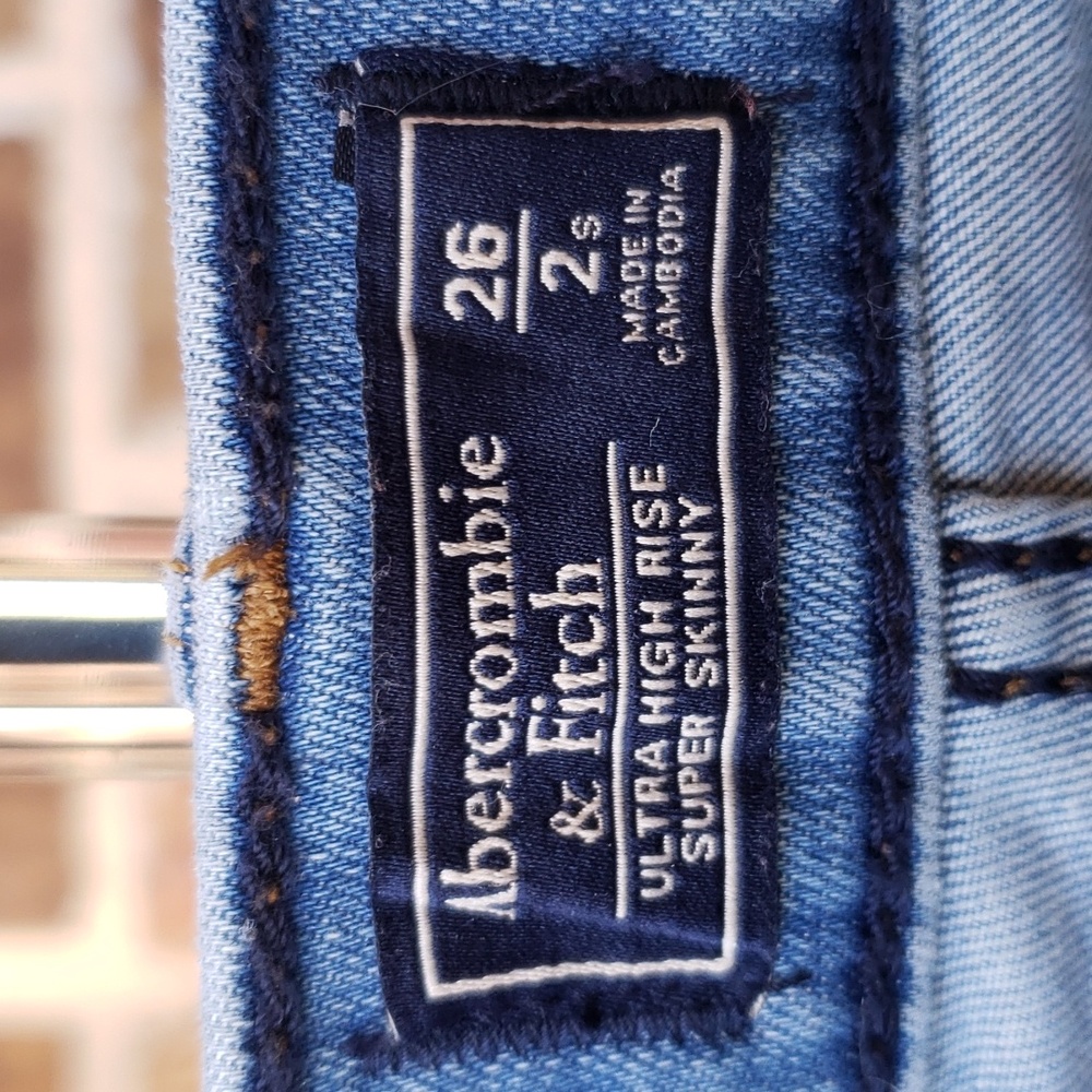 Ultra High Rise Super Skinny Jeans - Picture 3 of 5